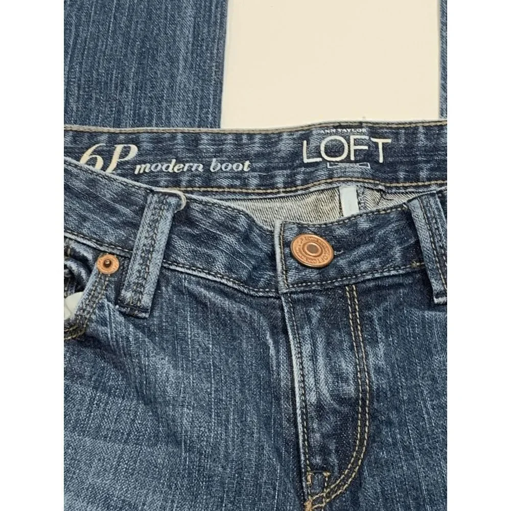 Ann Taylor LOFT Womens Denim Jeans Modern Boot Blue Wash Size 6P - Picture 4 of 7